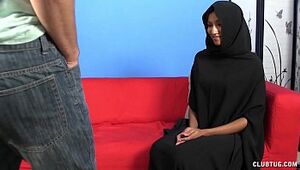 Muslim Handjob